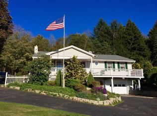 19 Roosevelt Hwy, Carbondale, PA 18407