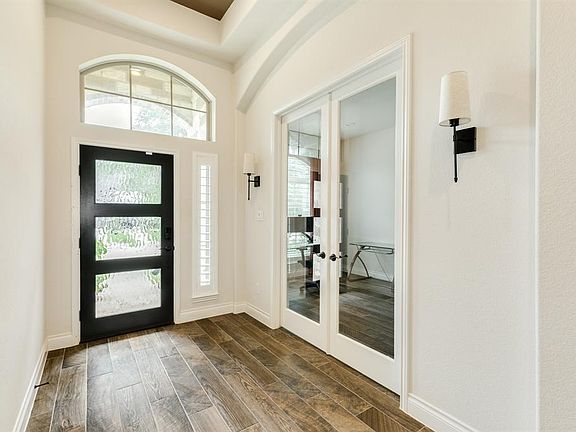 3rd image of 10318 Granite Ct