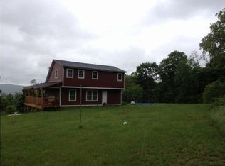 49 Mountain Vw, Hopewell Junction, NY 12533