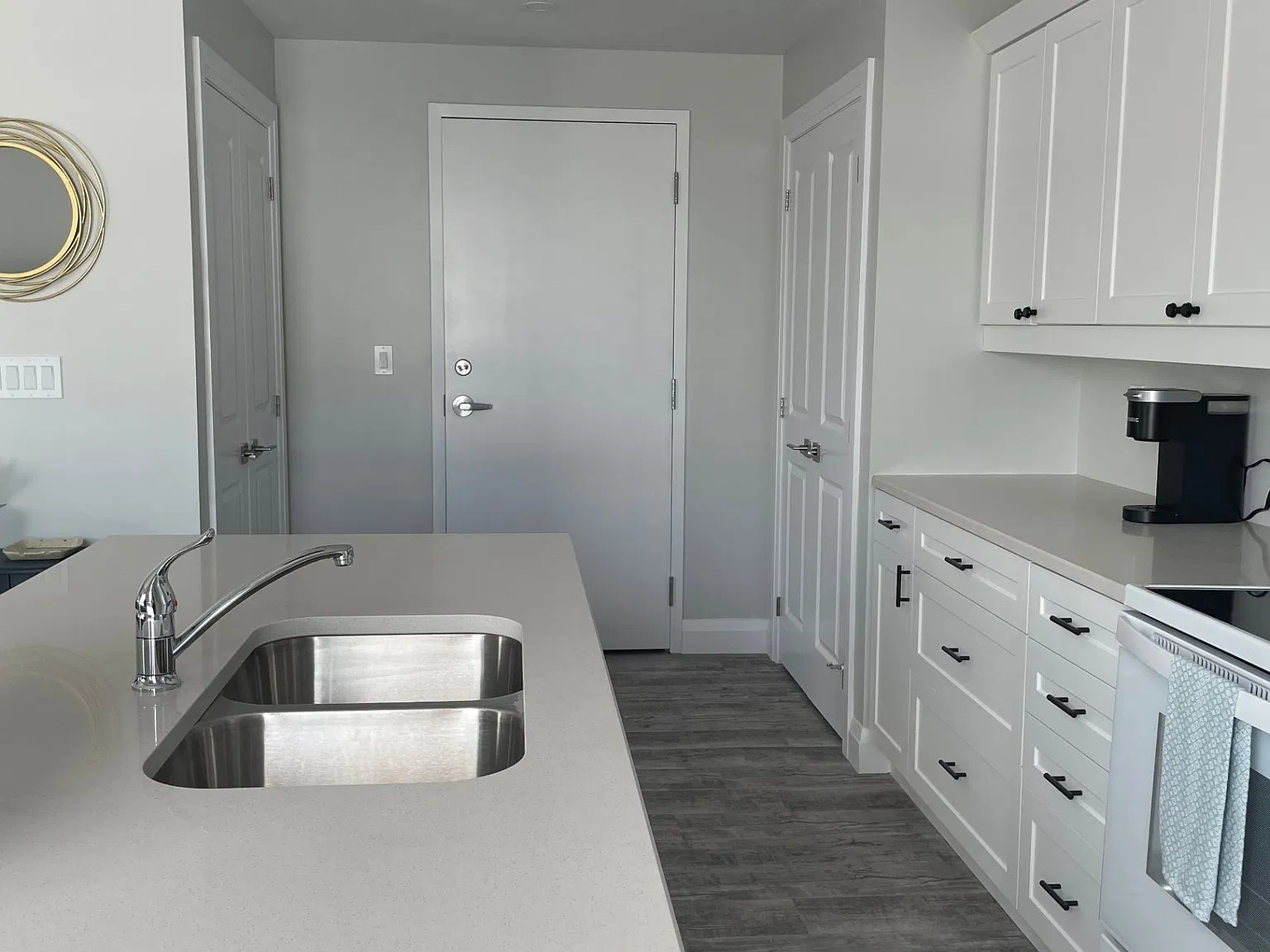 2 bed, $1,800 — Photo 2