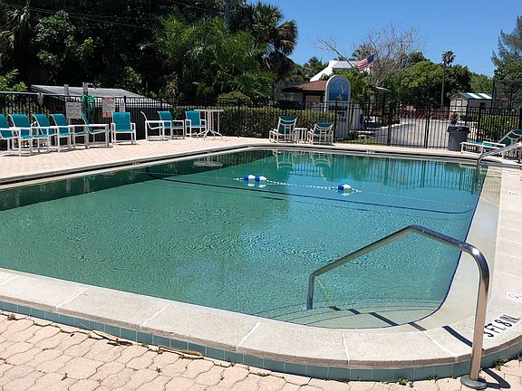 Unheated Pool