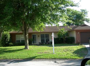 905 Southpoint Ln, Lakeland, FL 33813