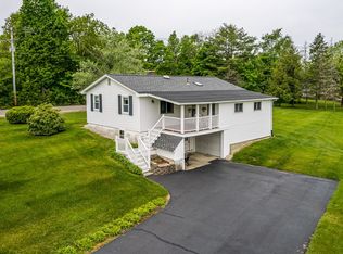 2 Roy St, Raymond, NH 03077