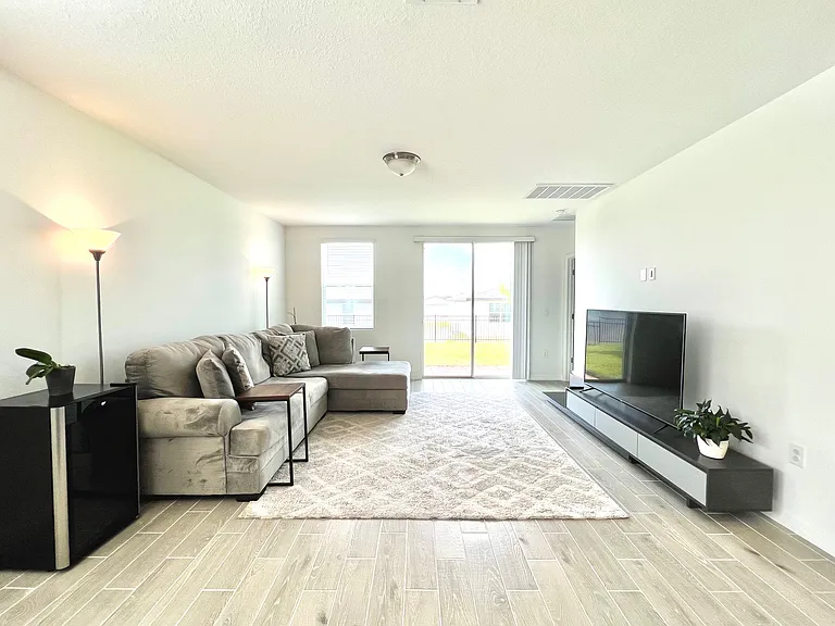 1462 Sea Glass Rd — Photo 5