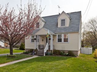 7813 Beverly Rd, Parkville, MD 21234