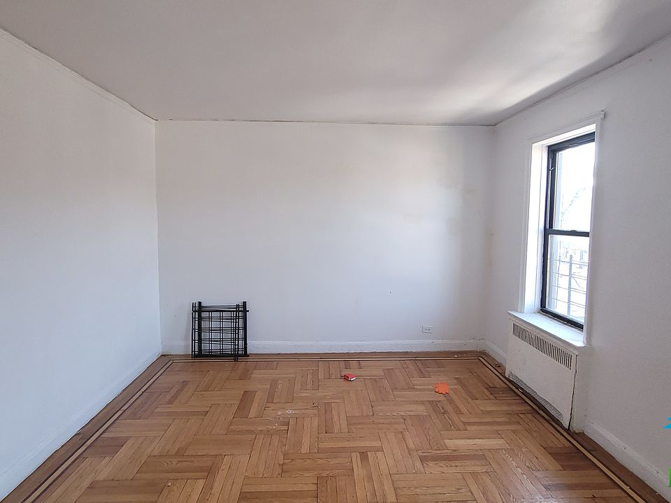 1st image of 2345 Walton Ave #A2