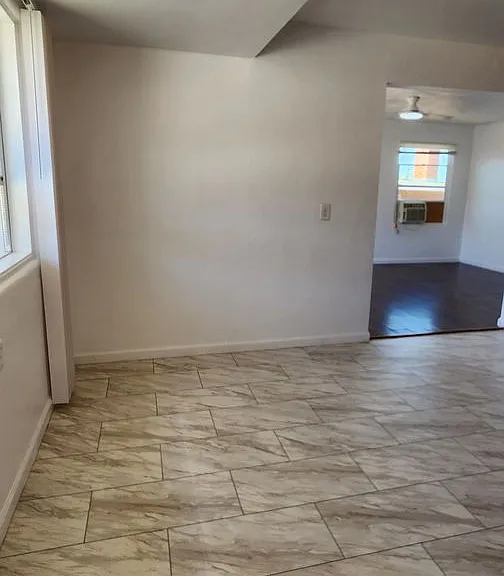 5904 Thorn St — Photo 8