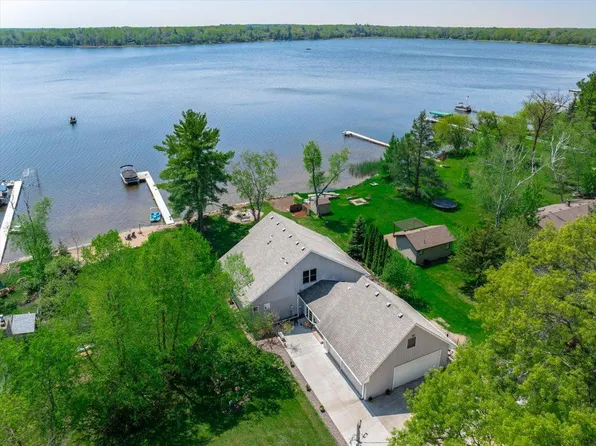 6144 213th Ln NE, Wyoming, MN 55092