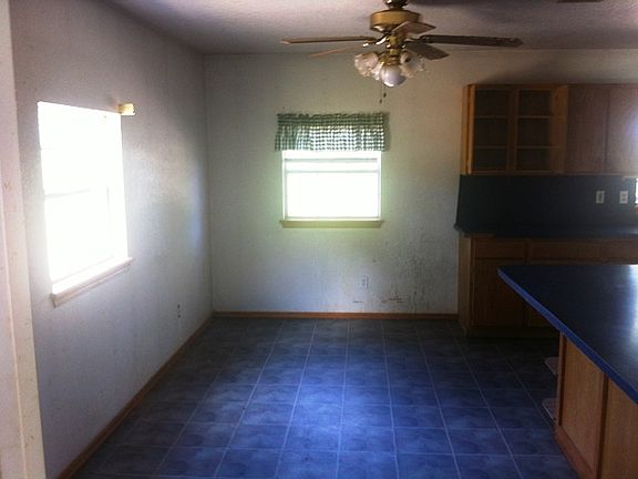 4th image of 5101 180th Ave NE