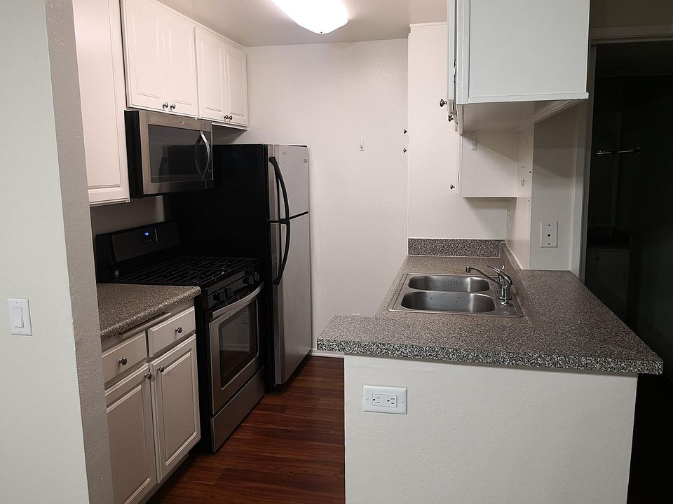 2nd image of 350 S Catalina St APT 214