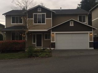 2021 NE 25th Pl, Renton, WA 98056