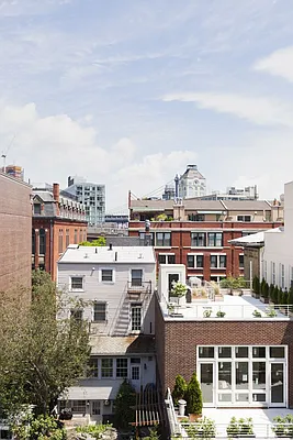 Rented by Engel and Volkers Brownstone Brooklyn | media 9