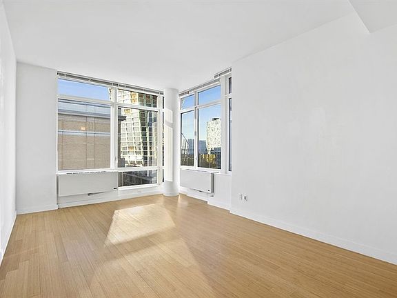 3rd image of 450 W 17th St APT 1220