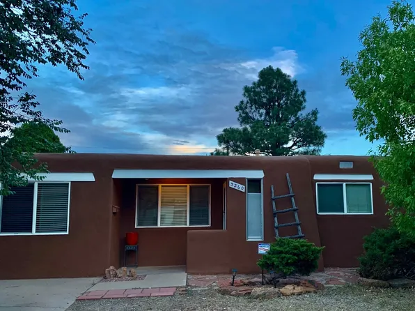 3260 Louraine St, Santa Fe, NM 87507