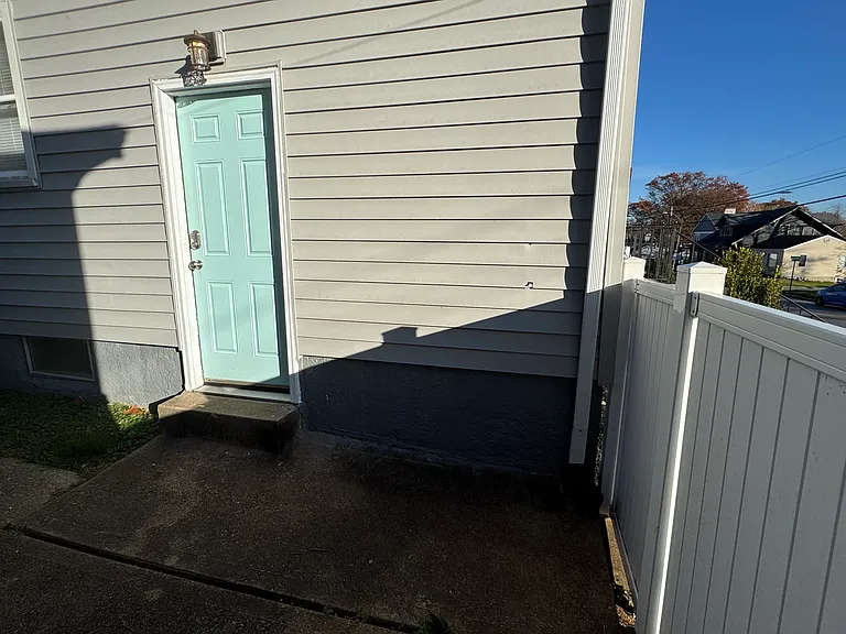 Dale Ave — Photo 29