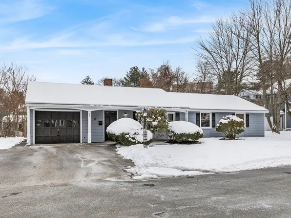 15 Brookbridge Rd, Stoneham, MA 02180