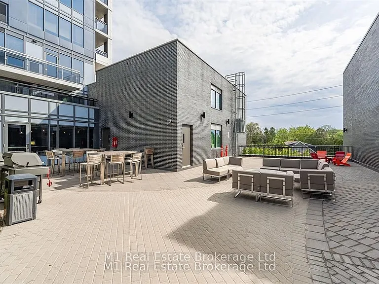 73 Arthur St S #702 — Photo 12