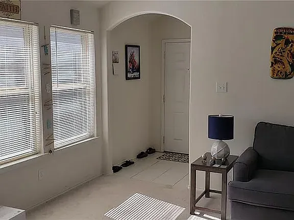 316 Sardius Blvd — Photo 3