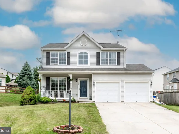 38 Menlena Cir, Hanover, PA 17331