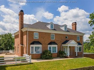 175 Camelot Dr, Huntington, WV 25701