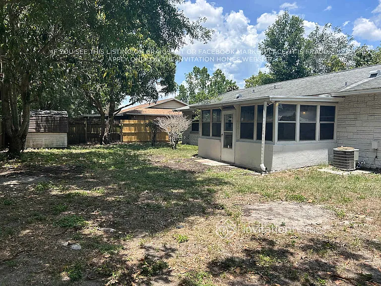 4402 Presidential St — Photo 12