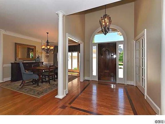 2nd image of 18709 Peninsula Cove Ln