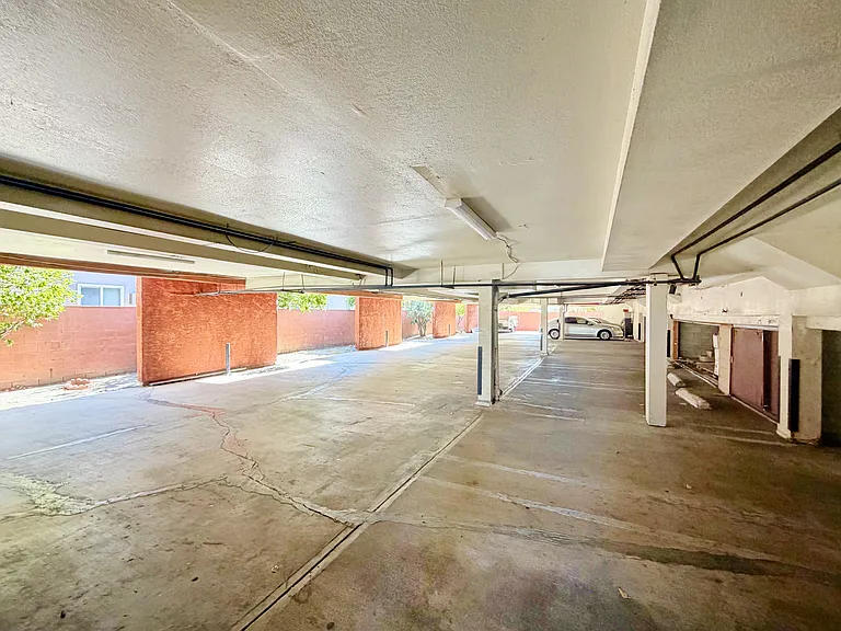2309 N Naomi St #F — Photo 7