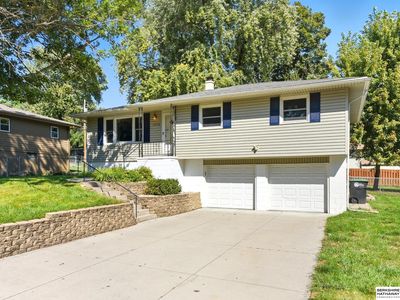 11018 Prairie Village Dr, Omaha, NE, 68144
