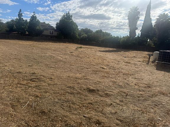 2nd image of 310 W Mount Diablo Ave