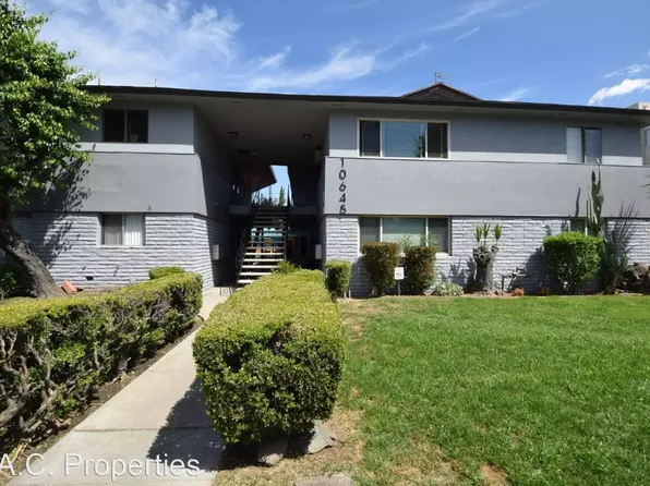 10645 Valley Spring Ln