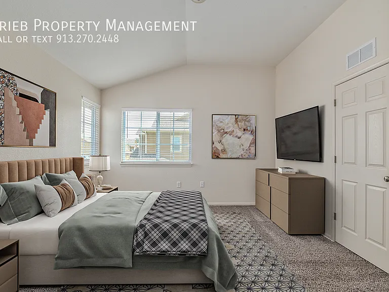 22161 W 124th Pl #6 — Photo 14