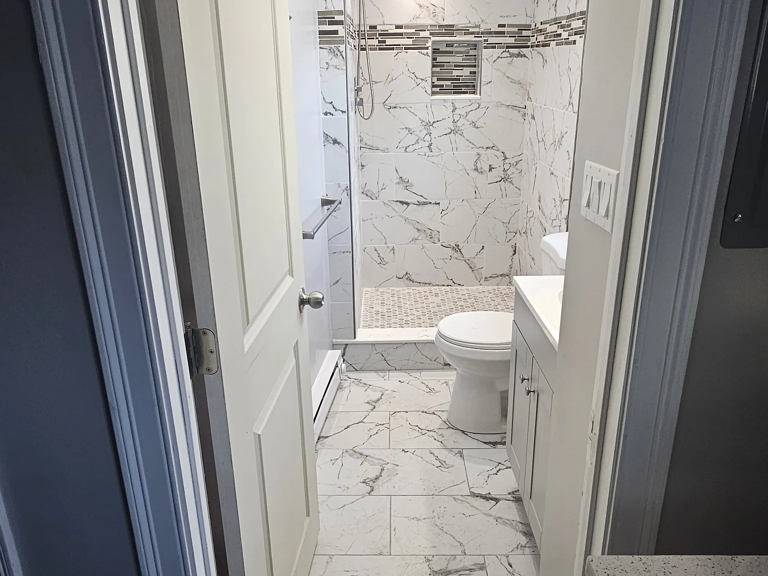 1 bed, 530 sqft, $2,300 — Photo 4