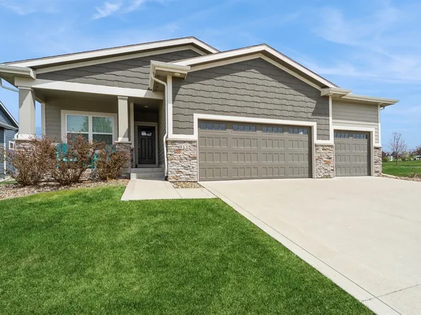 9115 Jamison Dr, West Des Moines, IA 50266