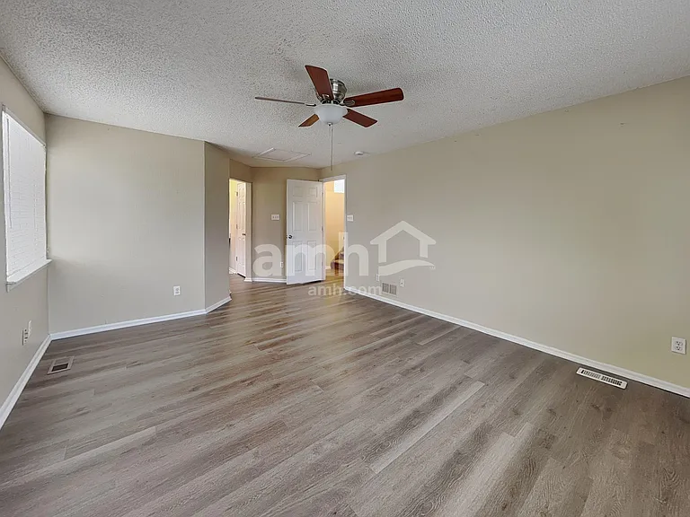 11468 River Run Pkwy — Photo 11