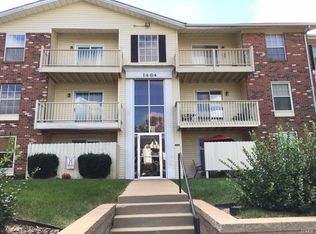 1464 Hawks Nest Ct #28, Saint Charles, MO 63303
