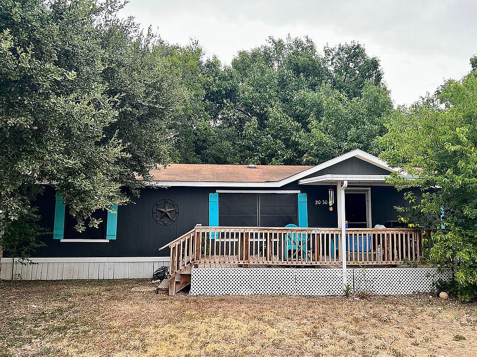 1st image of 2030 Oak St #24