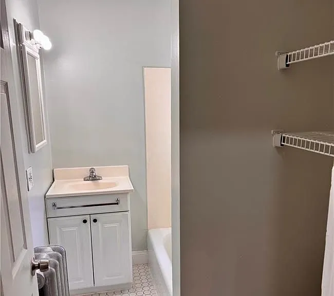 422 Pawtucket Ave #2 — Photo 8