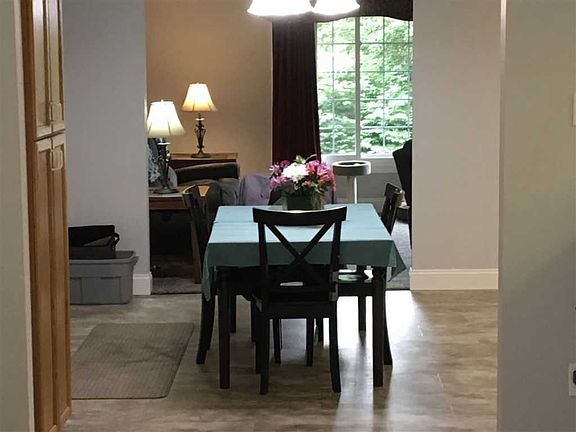 4th image of 2719 S Timberlane Dr