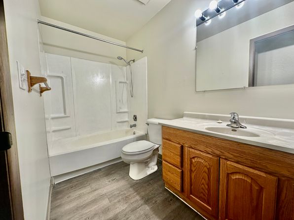 242 E North St #248-C