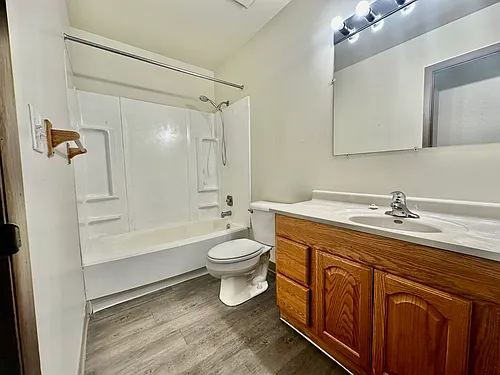242 E North St #248-C Photo 1