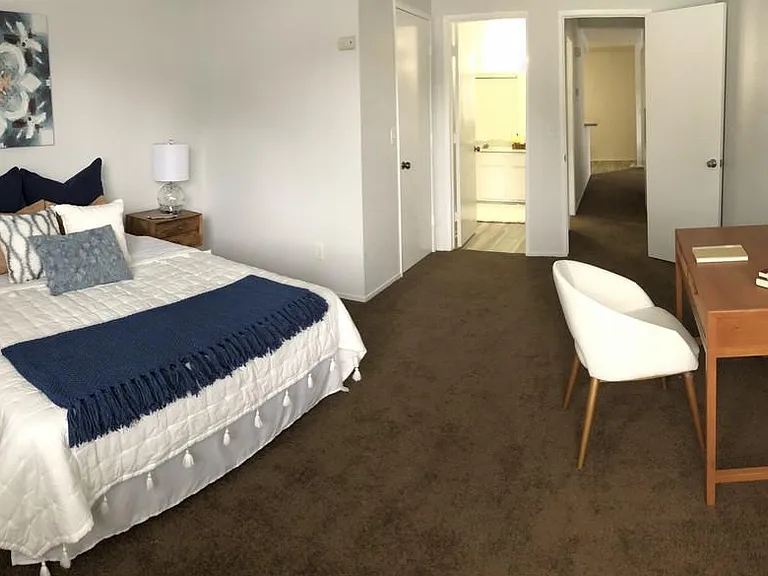 Goodmanor Apartments — Photo 12