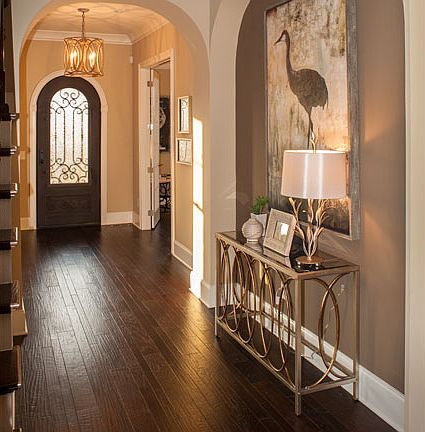 The Colinas II Foyer with hardwood floors