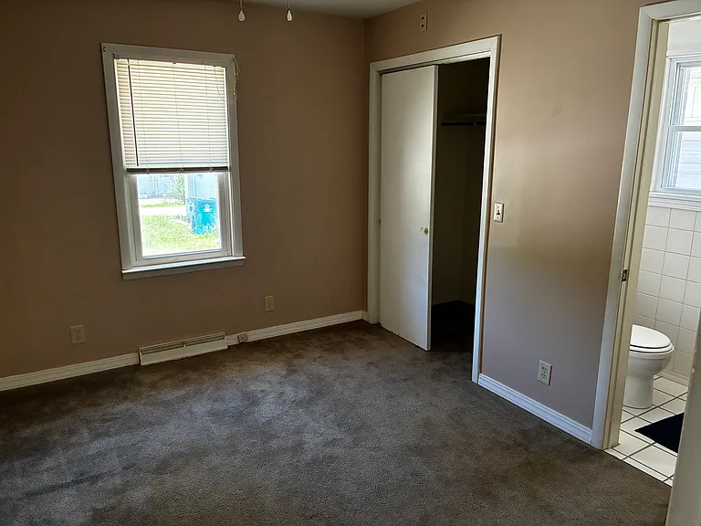 517 Marsh Ave — Photo 8