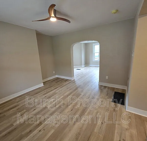 139 W 9th Ave — Photo 5
