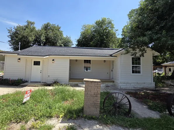704 W Avenue B, Belton, TX 76513