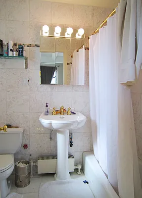 Rented by City Connections Realty | media 36