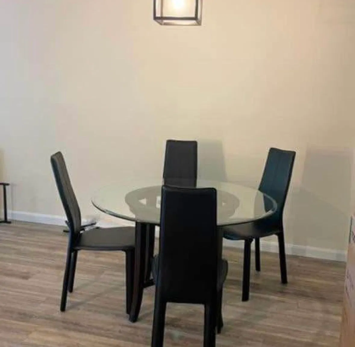 1 bed, 940 sqft, $1,590 — Photo 3