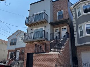 715 S 17th St #2, Newark, NJ 07103