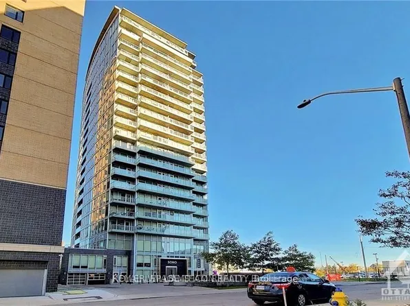111 Champagne Ave S #511, Ottawa, ON K1S 5V3