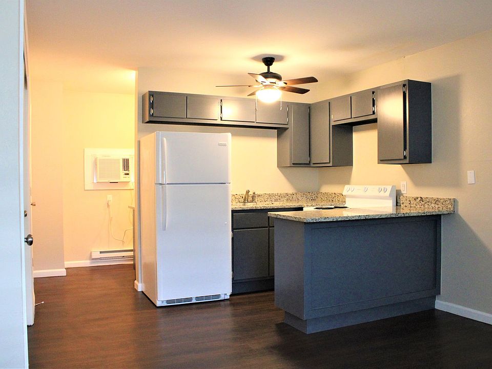 1st image of 3818 N Pennsylvania Ave #104